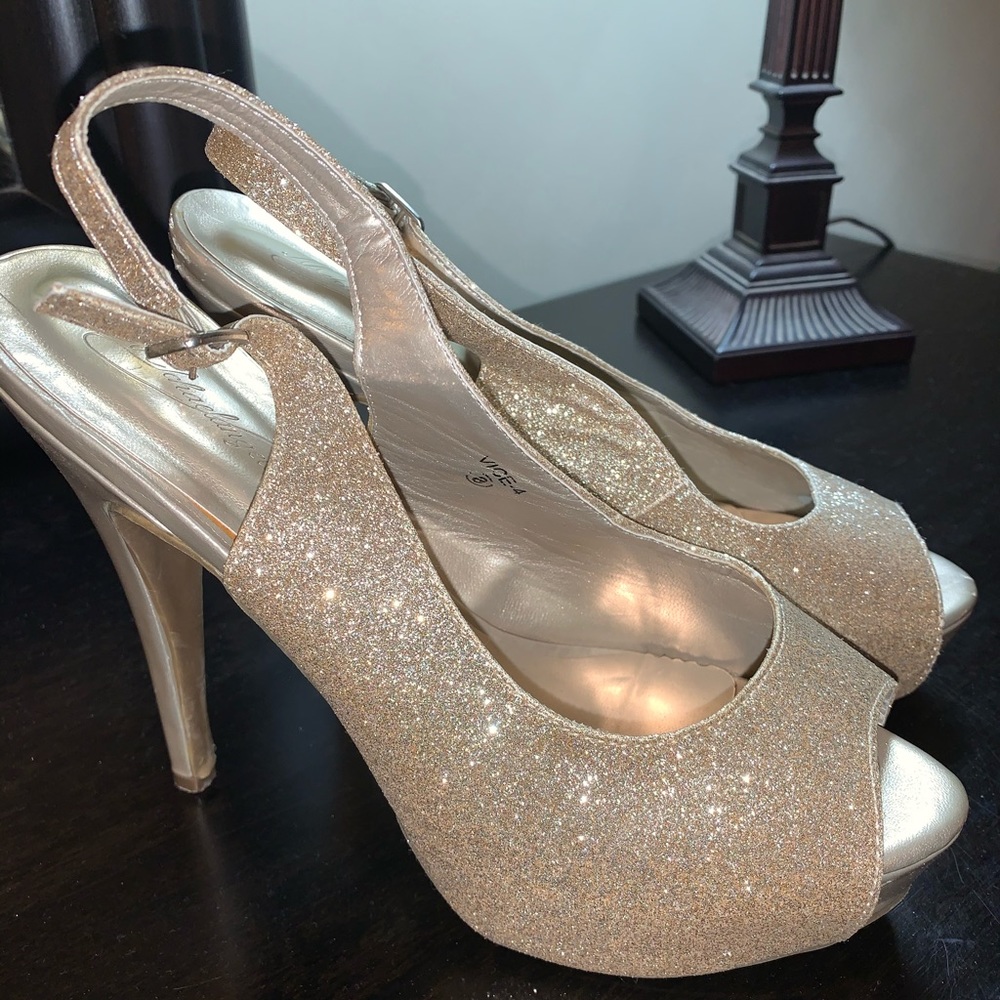 Platform heels